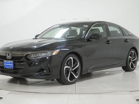 Used 2022 Honda Accord Sport image 4