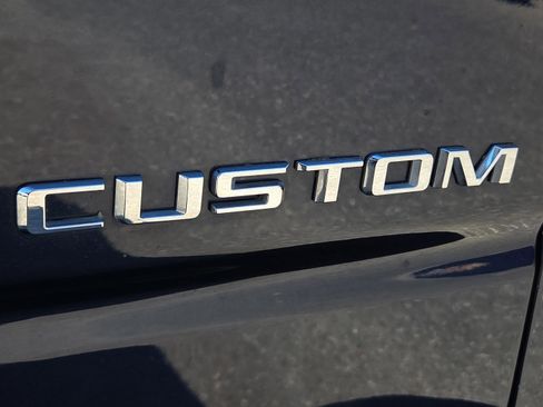 Certified 2022 Chevrolet Silverado 1500 Custom image 28