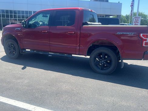 Used 2018 Ford F150 XLT w/ Equipment Group 302A Luxury AWD/4WD image 10