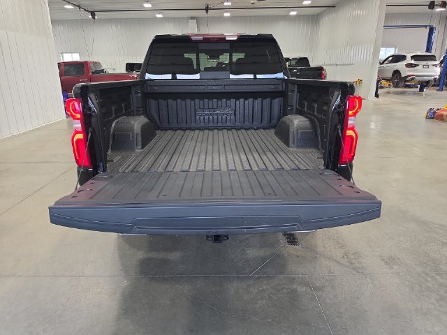 Used 2023 Chevrolet Silverado 1500 High Country w/ High Country Premium Package AWD/4WD image 27