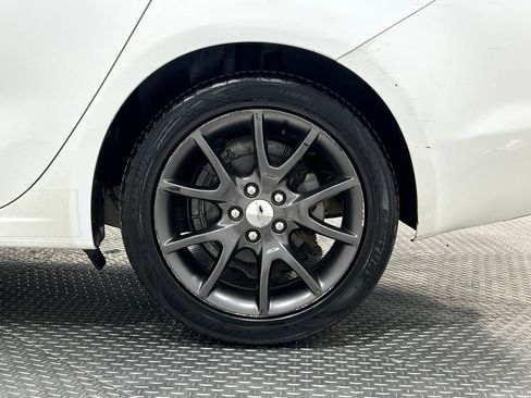 Used 2015 Dodge Dart SXT FWD image 35