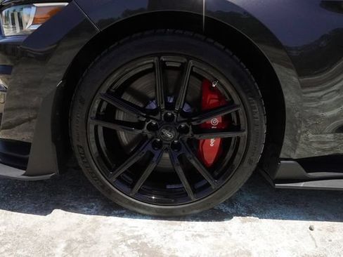 Used 2022 Ford Mustang Shelby GT500 w/ Technology Package RWD image 34