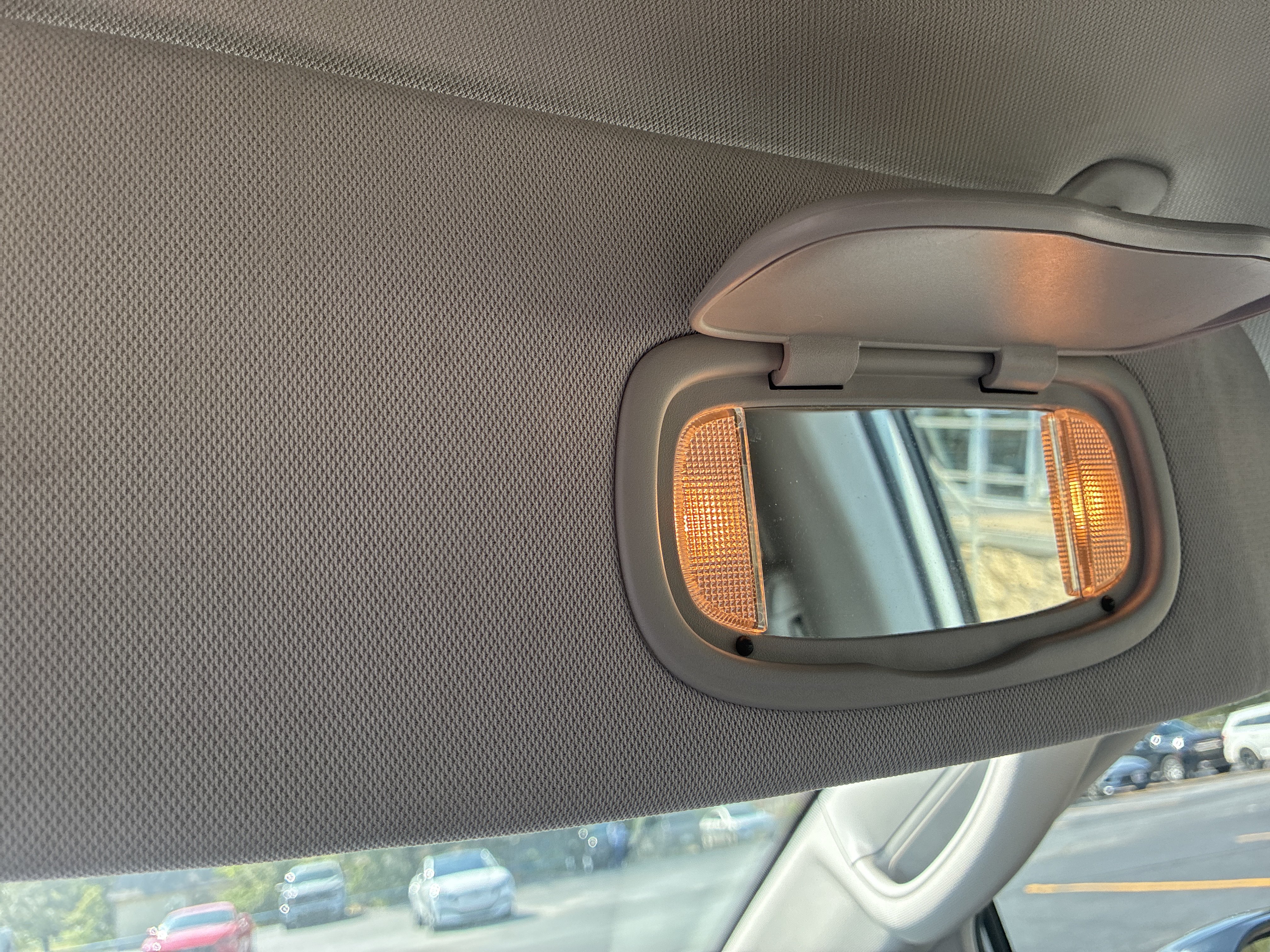 Used 2024 Chrysler Pacifica Touring-L FWD image 32