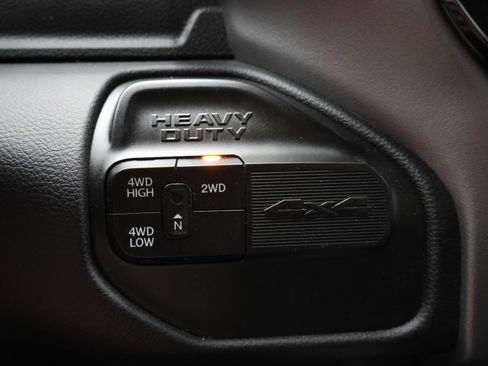 Used 2022 RAM 2500 Big Horn w/ Night Edition AWD/4WD image 42
