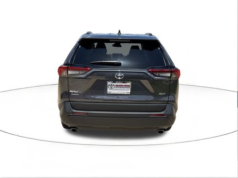 Used 2024 Toyota RAV4 XLE image 4