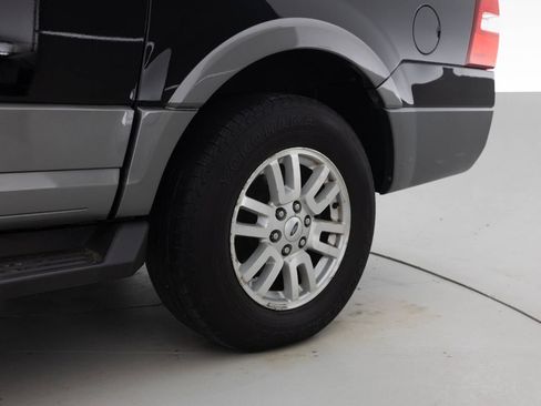 Used 2011 Ford Expedition EL XLT w/ 202A Rapid Spec Order Code image 18