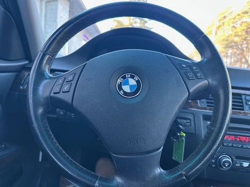 Used 2011 BMW 328i Sedan image 18