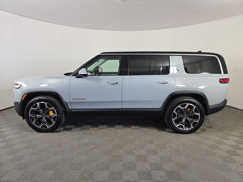 Used 2023 Rivian R1S Launch Edition AWD/4WD image 2