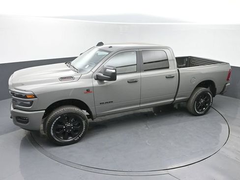 New 2026 RAM 2500 Big Horn AWD/4WD image 30