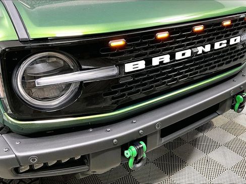 Used 2023 Ford Bronco Wildtrak image 30