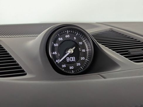 New 2026 Porsche Cayenne image 29