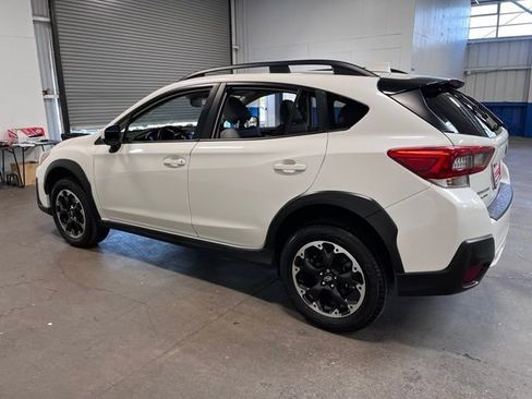 Used 2023 Subaru Crosstrek 2.0i Premium w/ Popular Package #3 AWD/4WD image 5