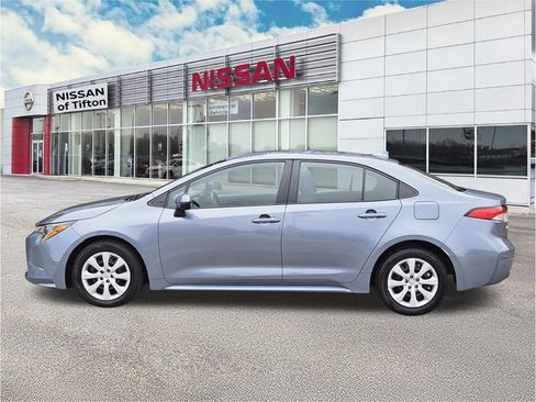 Used 2024 Toyota Corolla LE image 7