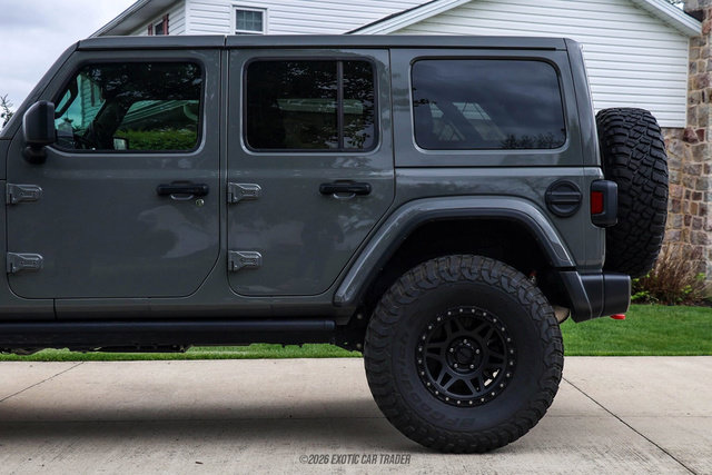 Used 2022 Jeep Wrangler Unlimited Sahara w/ Cold Weather Group AWD/4WD image 5
