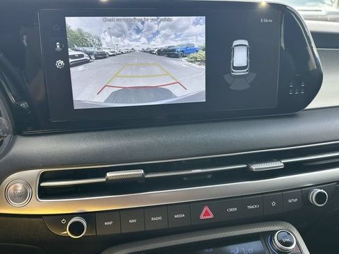 Used 2025 Hyundai Palisade SEL FWD image 15