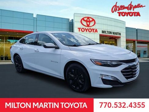 Used 2024 Chevrolet Malibu LT FWD image 1