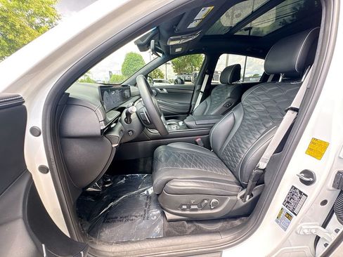 Used 2025 Genesis GV80 3.5T AWD/4WD image 19