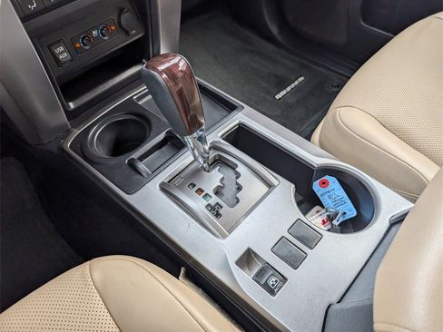 Used 2017 Toyota 4Runner Limited image 18