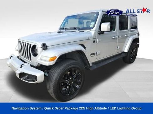 Used 2022 Jeep Wrangler Unlimited Sahara image 1
