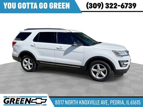 Used 2017 Ford Explorer XLT AWD/4WD image 1