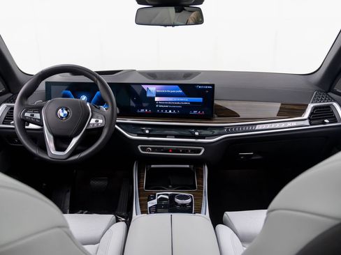 Certified 2026 BMW X5 xDrive40i AWD/4WD image 10
