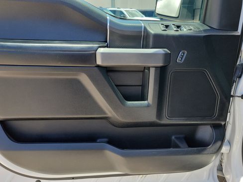 Used 2018 Ford F150 XLT w/ Equipment Group 302A Luxury AWD/4WD image 25