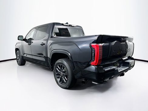 Used 2024 Toyota Tundra Platinum image 5