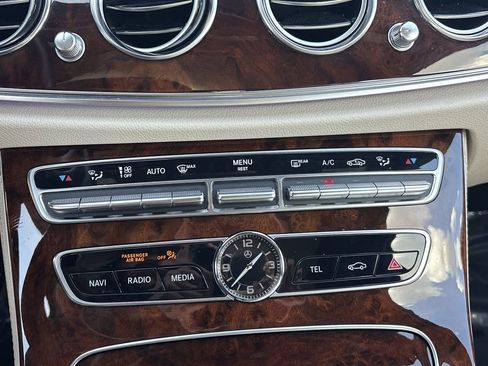 Used 2019 Mercedes-Benz E 450 4MATIC Wagon image 24