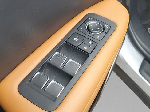Used 2022 Lexus RX 350L Premium w/ Premium Package AWD/4WD image 20