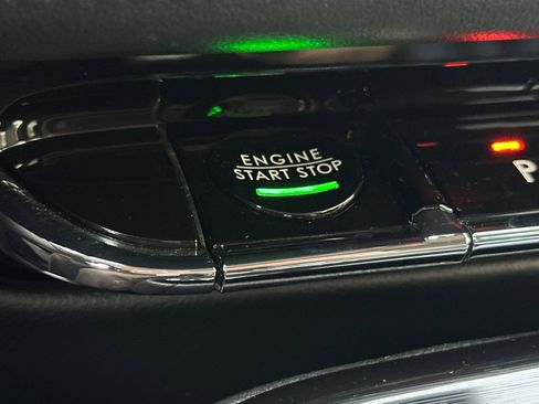 Used 2022 Lincoln Nautilus Reserve w/ Equipment Group 202A image 22