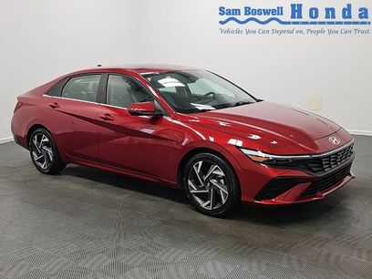 Used 2025 Hyundai Elantra Limited