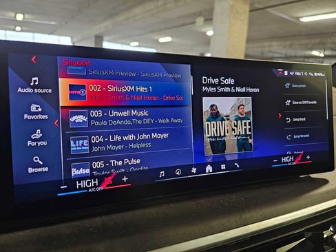 Used 2024 BMW X5 M60i image 15