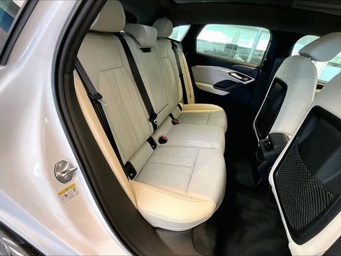 Certified 2025 Audi A6 e-tron Premium w/ Ultra Package image 20