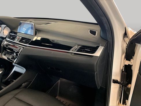 Used 2019 BMW X1 sDrive28i w/ Convenience Package FWD image 17