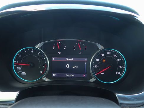 Used 2022 Chevrolet Traverse LT AWD/4WD image 31