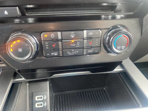 Used 2017 Ford F150 XLT w/ Equipment Group 302A Luxury image 32