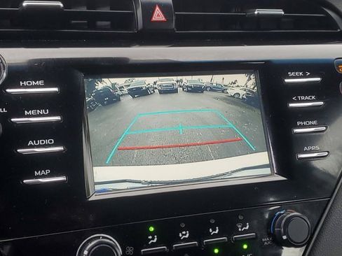 Used 2019 Toyota Camry LE image 24