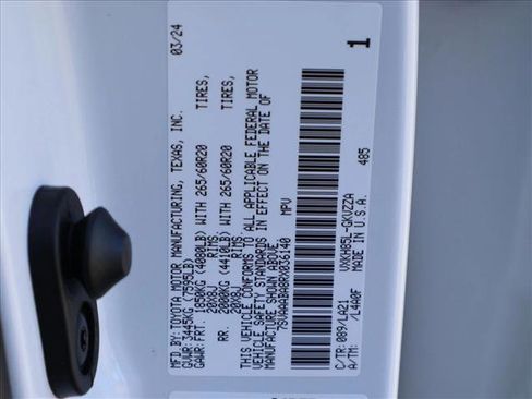 Used 2024 Toyota Sequoia Platinum AWD/4WD image 30