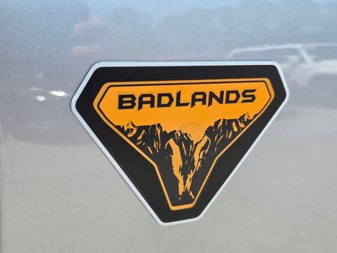 Used 2024 Ford Bronco Badlands AWD/4WD image 24