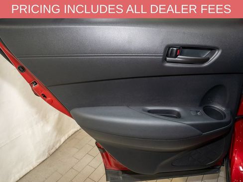 Certified 2023 Toyota Corolla Cross LE FWD image 8