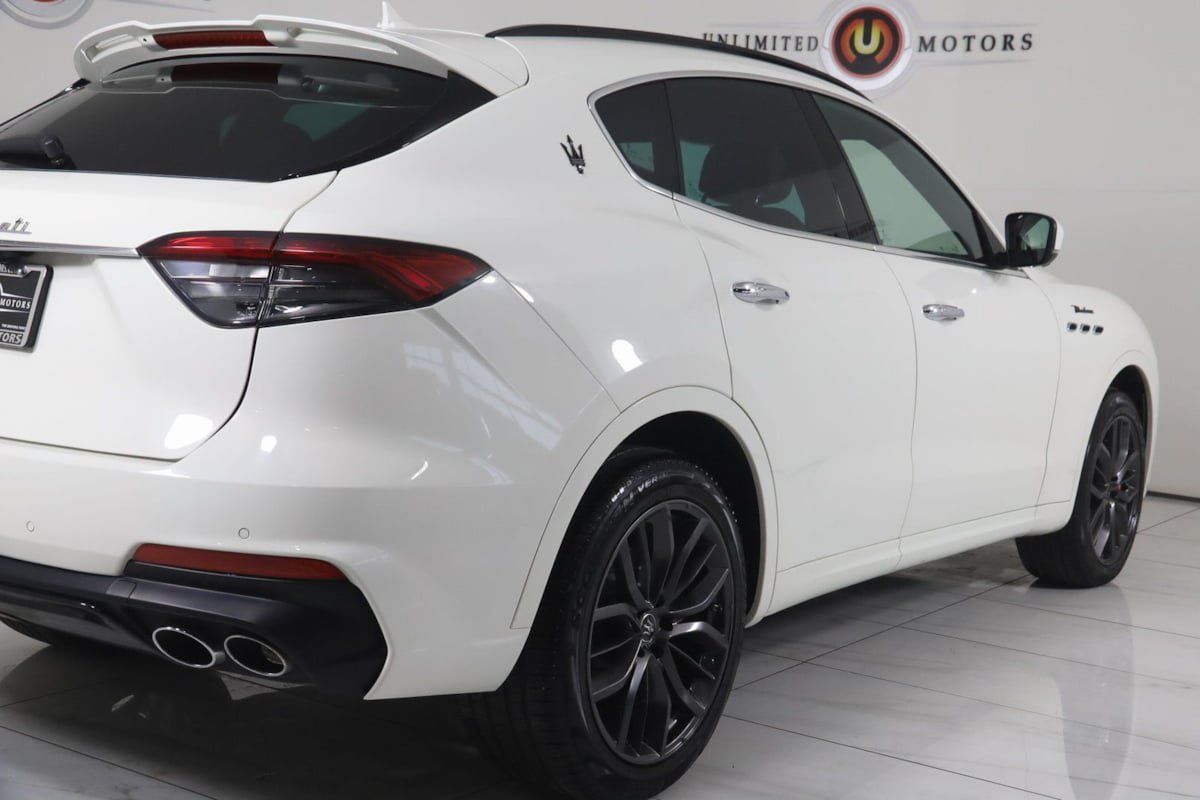 Used 2022 Maserati Levante Modena AWD/4WD image 41