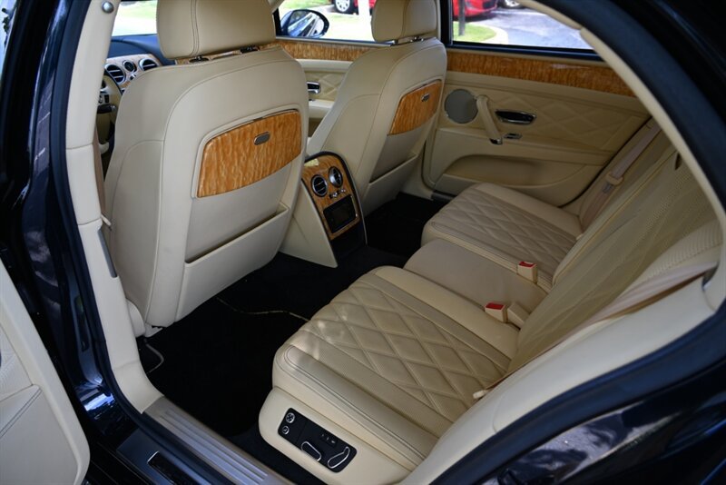 Used 2014 Bentley Flying Spur W12 AWD/4WD image 34