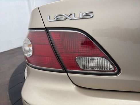 Used 2004 Lexus ES 330 image 11
