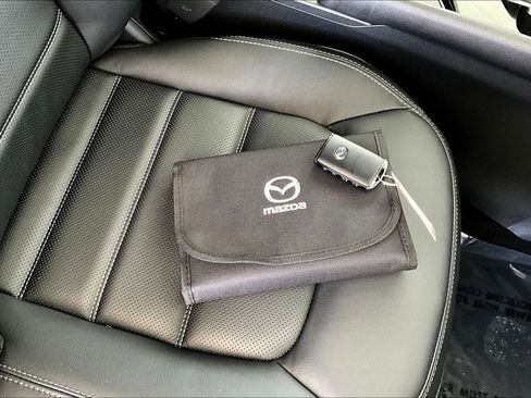 New 2025 MAZDA CX-5 AWD 2.5 S w/ Preferred Package image 11