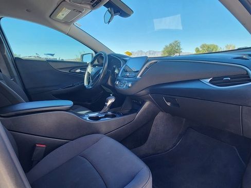 Used 2022 Chevrolet Malibu RS image 18