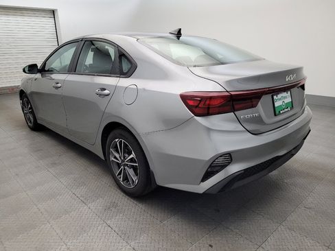 Used 2022 Kia Forte LXS FWD image 5