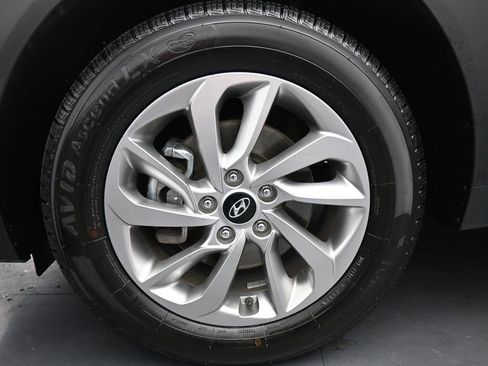 Used 2018 Hyundai Tucson SEL image 14