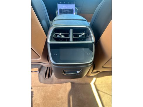Used 2025 Lucid Air Touring AWD/4WD image 12