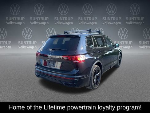 Used 2023 Volkswagen Tiguan SE R-Line FWD image 7