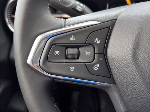 New 2026 Chevrolet Trax ACTIV w/ Driver Confidence Package FWD image 17
